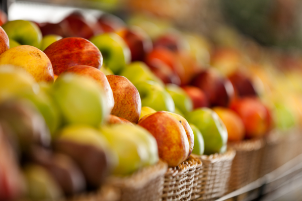 Apples/nutrition.Image by Shutterstock
