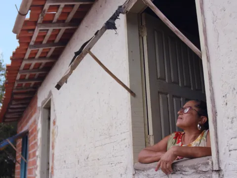 Dona Maria Neide, a person living with multiple NCDs in rural Brazil, during the recording of a mini film for the Facing Forward series