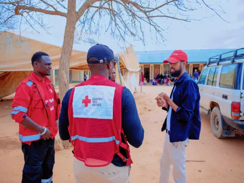 Three workers of the Danish Red Cross and the Kenia Red Cross at the  at the Dadaab Refugee Camp in Kenia