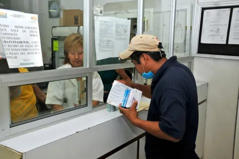 Mexico: Seguro Popular health coverage program