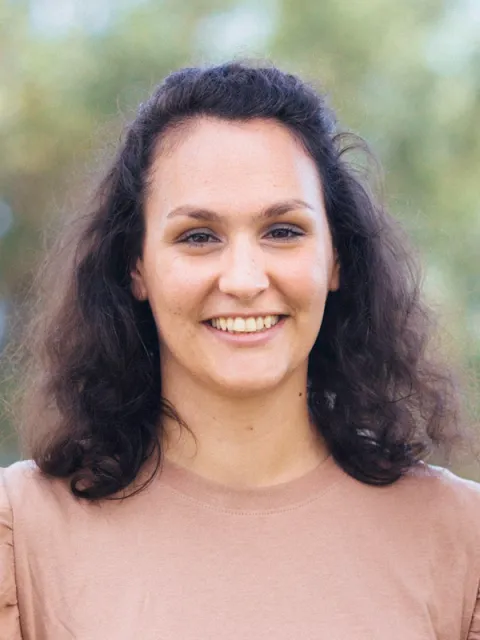 Liz Arnanz Daugan portrait