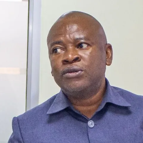 Dr Omary Ubuguyu portrait