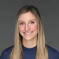 Carmen Levis portrait 