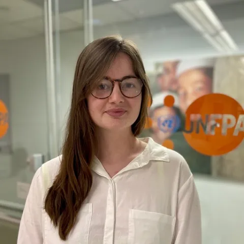 Elena Abramovic headshot