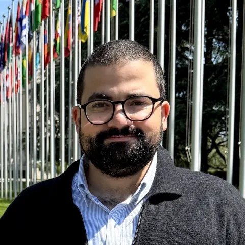 Ali Hisham headshot