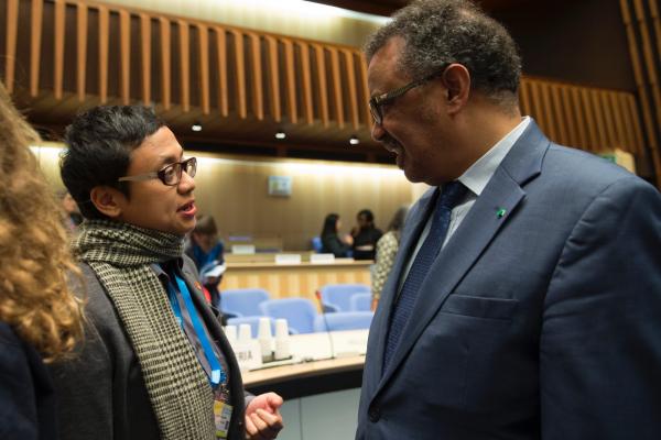 DY Suharya, Asia Pacific Regional Director of ADI, speaks with Dr Tedros at 2018 mhGAP meeting at WHO Headquarters, Geneva